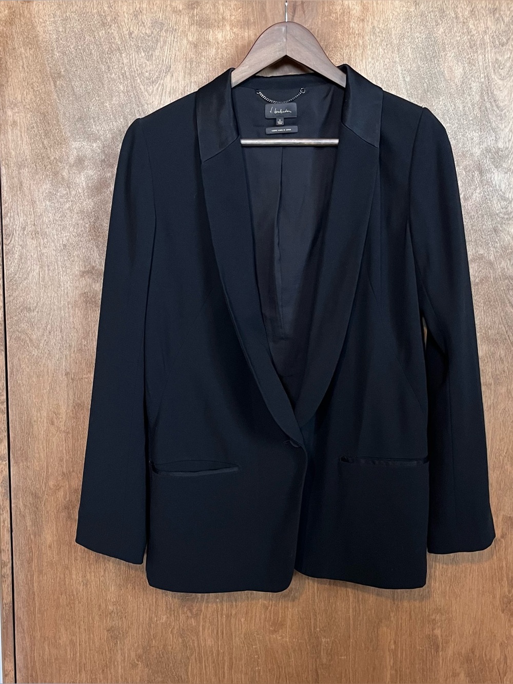 Aritzia Babaton Black Blazer 6